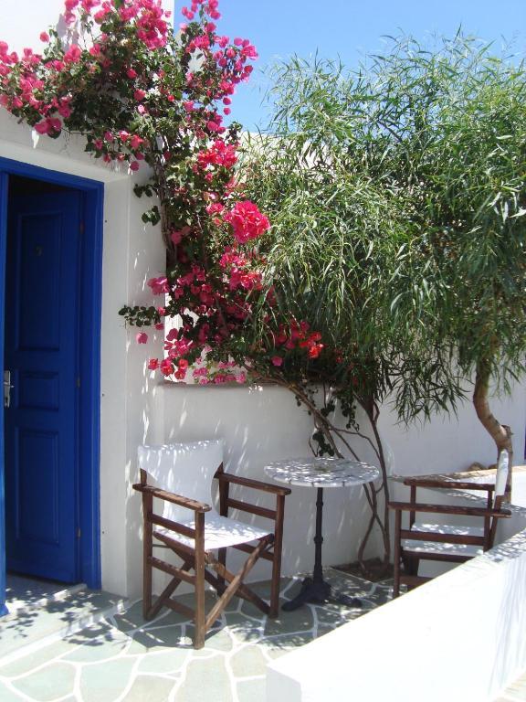 Evgenia Rooms And Apartments Folégandros Eksteriør billede