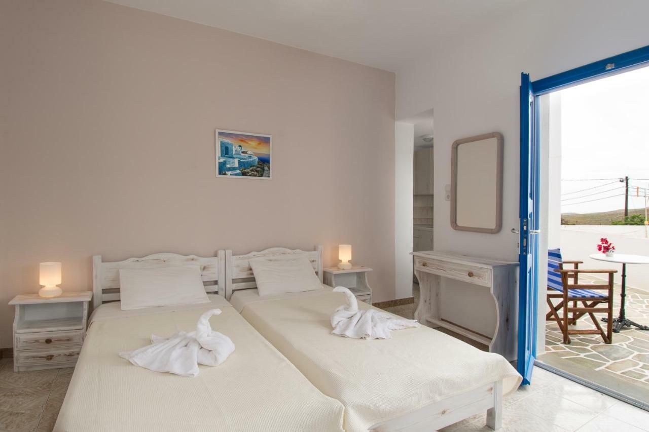 Evgenia Rooms And Apartments Folégandros Eksteriør billede